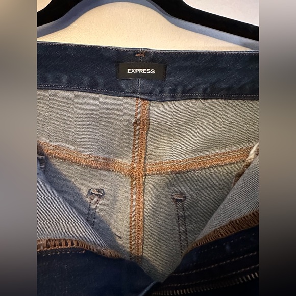 Express Modern Straight Super High Rise Jeans - Large - Picture 6 of 10